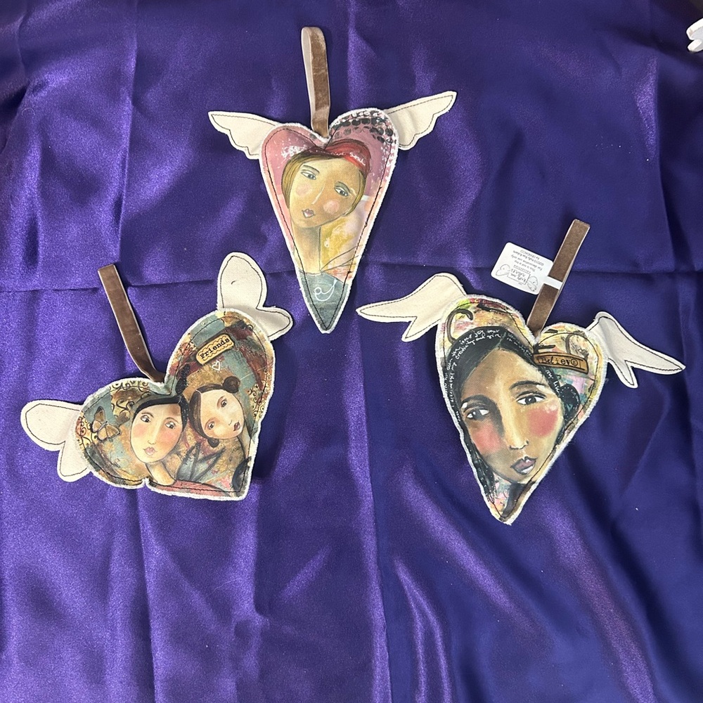 Demdaco Kelly Rae Roberts
Set of 3 Winged Cloth
Inspiration Ornaments